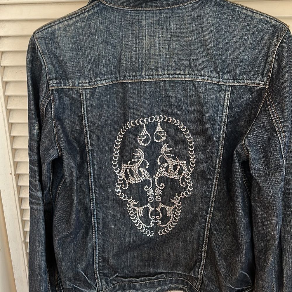 Thomas Wylde Designer 👩🎨 Diamond 💎 💎 Denim Jacket Unique Buttons and Zips!